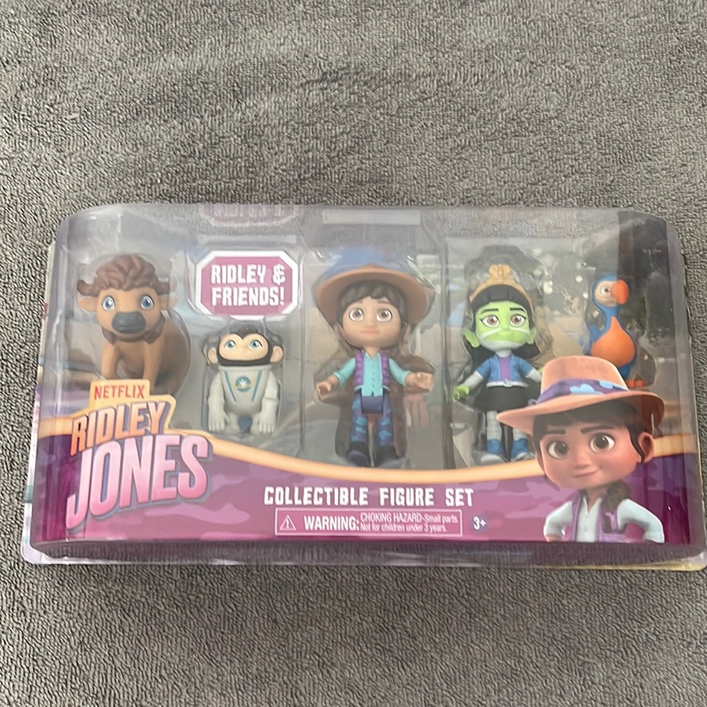 Netflix RIDLEY JONES Collectible Figure Set 5 Piece of Ridley Jones & Friends